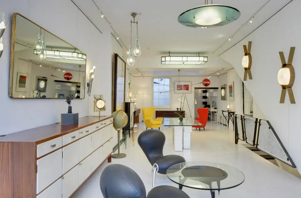 Italian Furniture in London and 12 Best Italian furniture stores in London with De Parma Italian furniture store