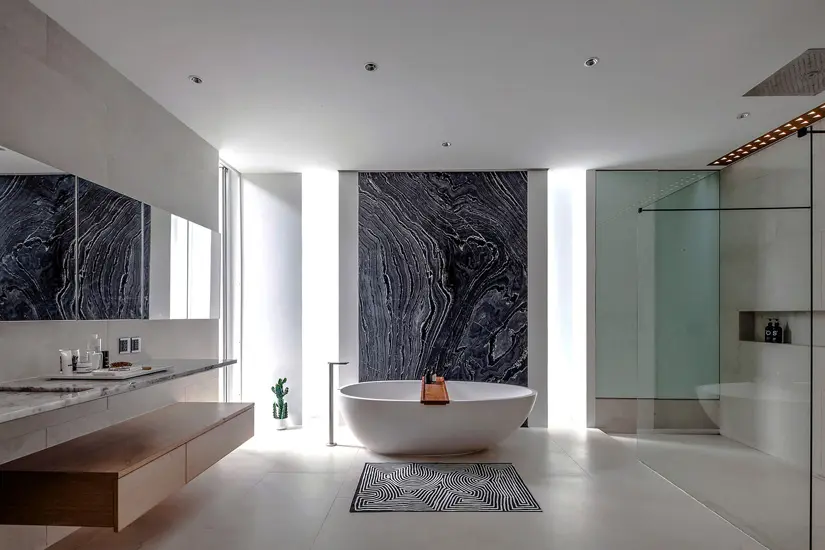 Contemporary Bathroom Project designed by the Best Interior Designer in Bangkok. Discover our Exclusive Italian Furniture Brands by Esperiri