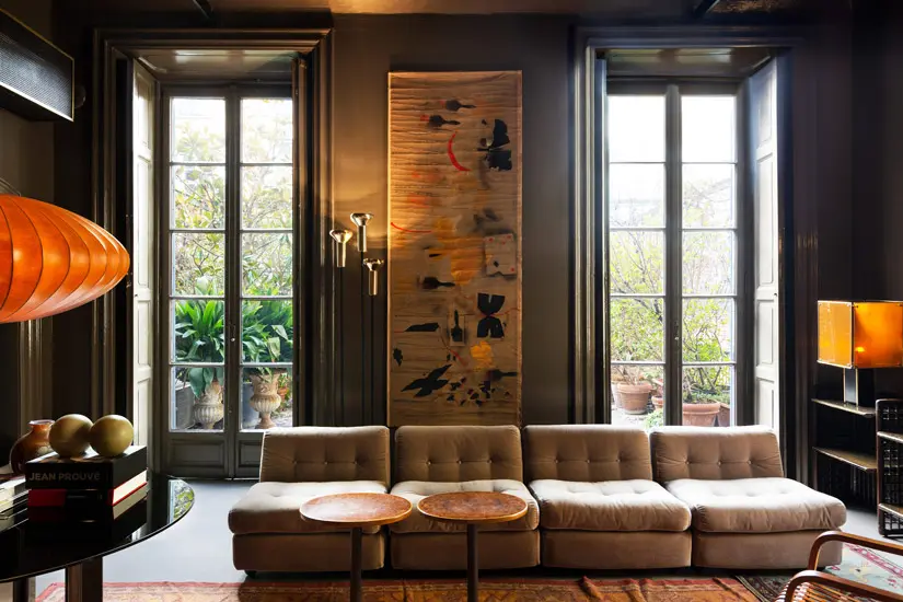 Dimore Gallery is set in an 18th century palazzo and shows several vintage and contemporary furniture objects. Stunning compositions that makes Dimore Gallery one of the top milan galleries to visit.