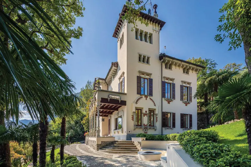 Outside of the Menaggio Villa